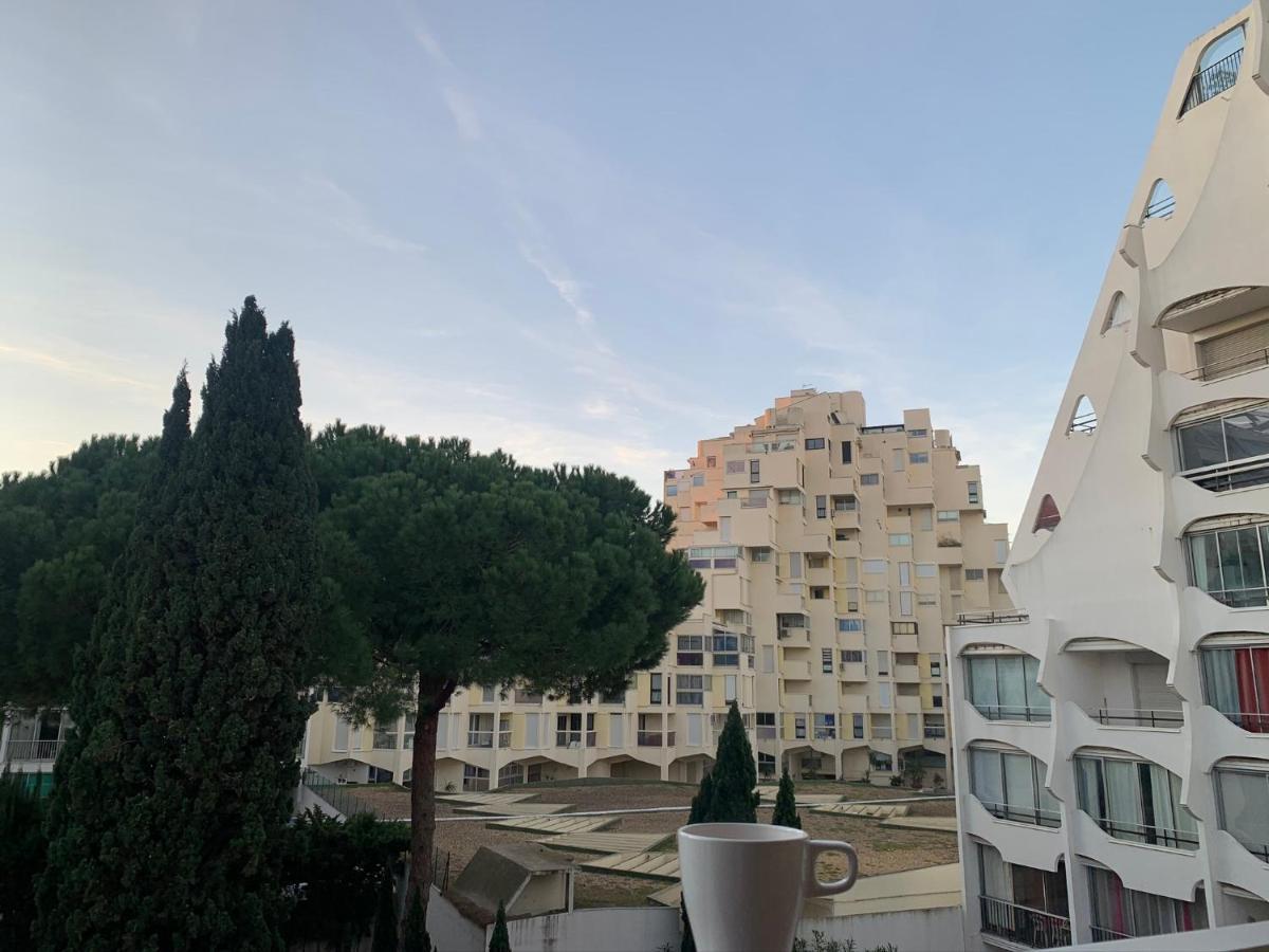 Les Appartements De Lina-Self Check In Ла-Гранд-Мот Экстерьер фото